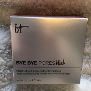 It Cosmetics Bye Bye Pores Blush in Love